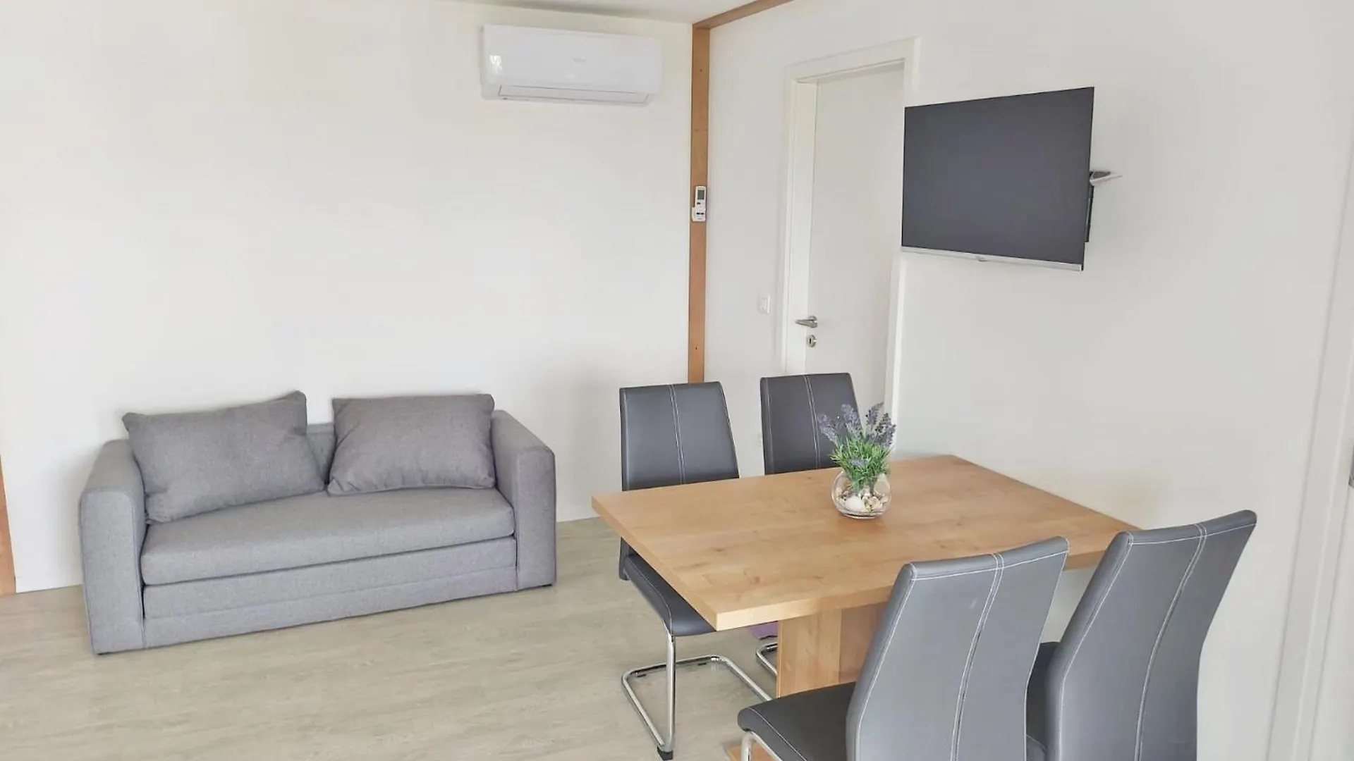 Modern Family House Lucia With Big Garden Villa Pula Kroatien