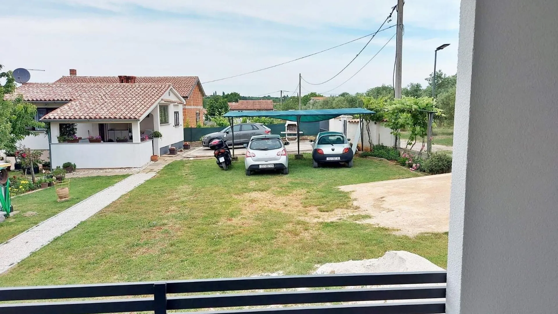 Modern Family House Lucia With Big Garden Villa Pula 0*,  Kroatien